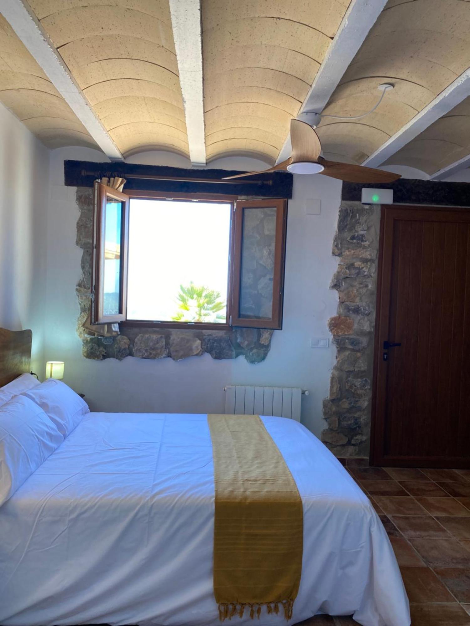 La Cueva De Miravet - Villa De Lujo En La Cima De La Montana Con Vistas Al Mar Cabanes  Kültér fotó